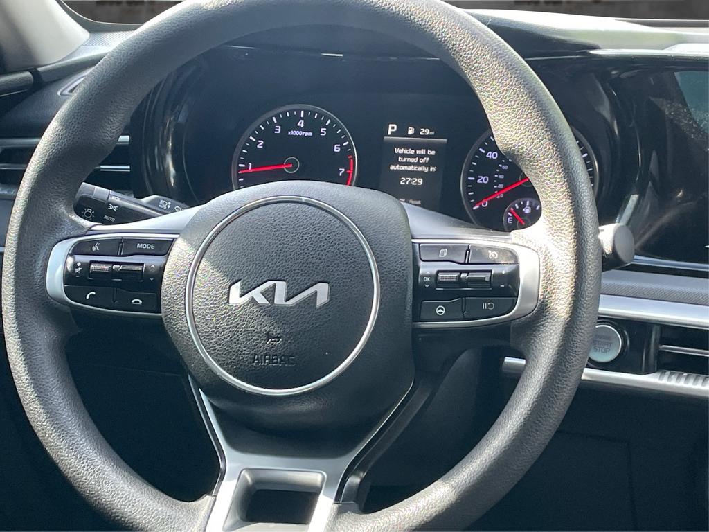 2022 Kia K5 - $19,977