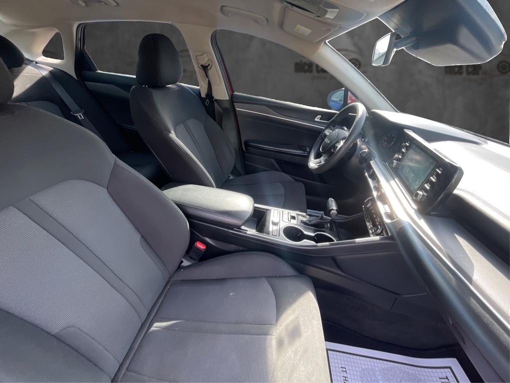 2022 Kia K5 - $19,977