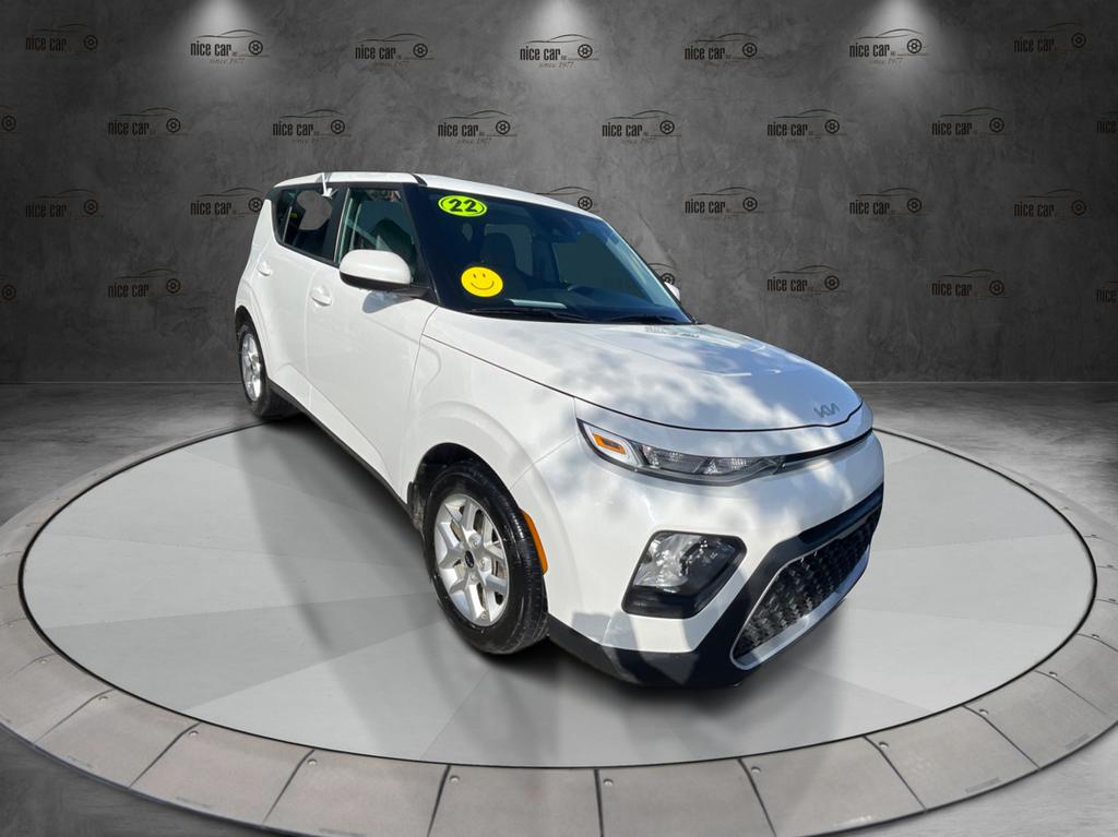 2022 Kia Soul - $15,977