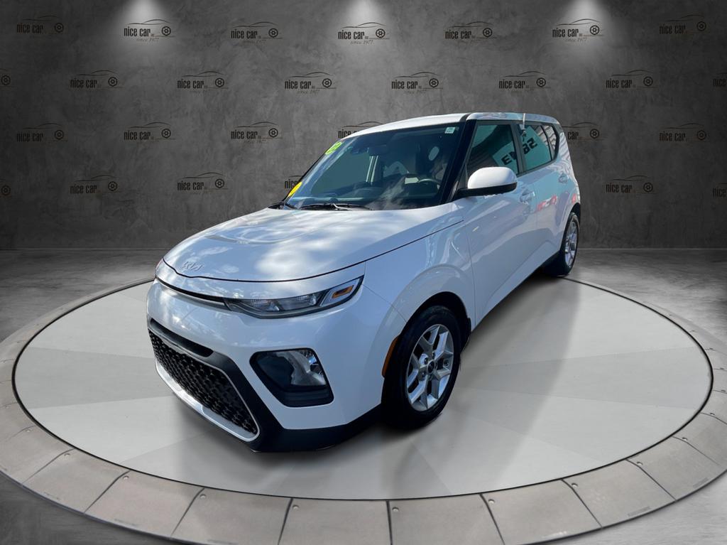 2022 Kia Soul - $15,977