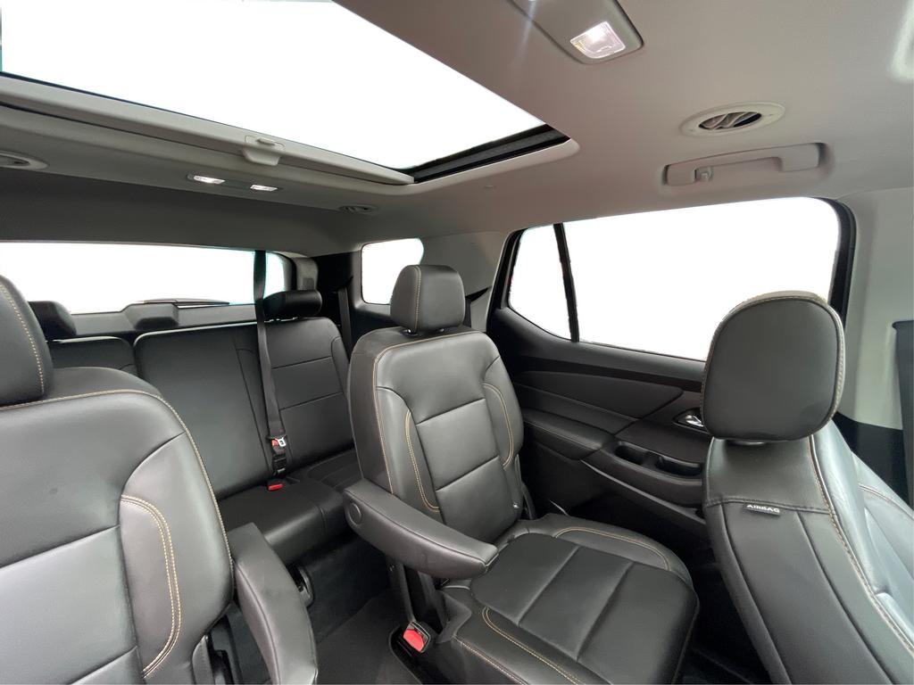 2021 Chevrolet Traverse - $20,977