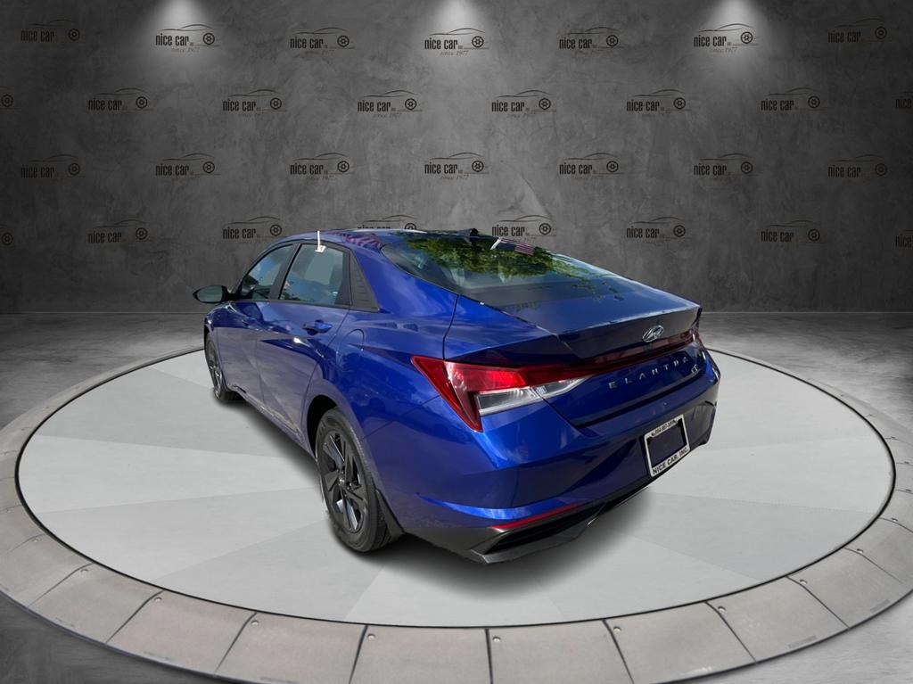 2022 Hyundai Elantra - $18,977