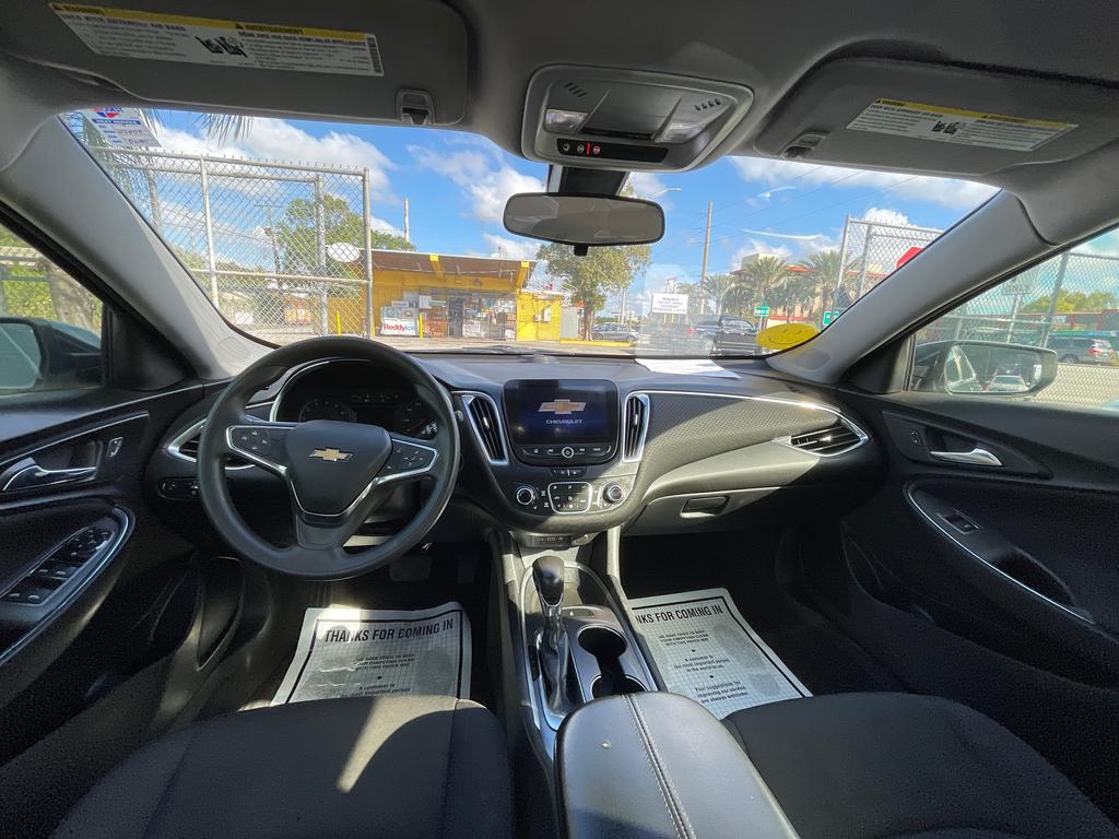2021 Chevrolet Malibu - $15,977