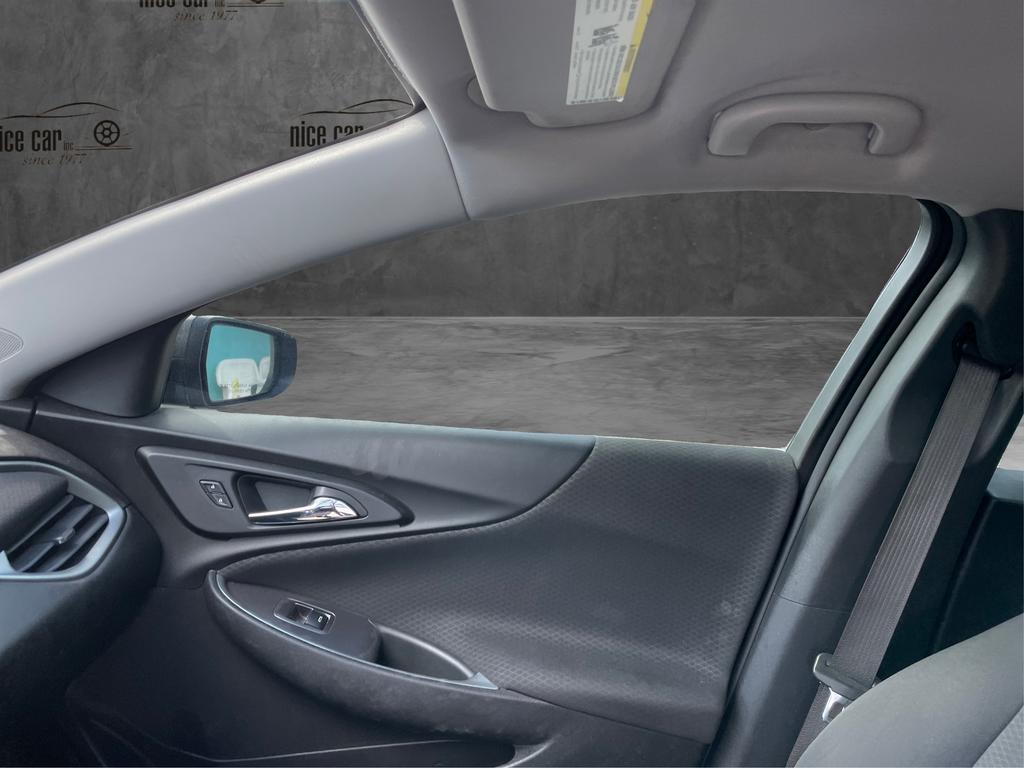 2020 Chevrolet Malibu - $13,977