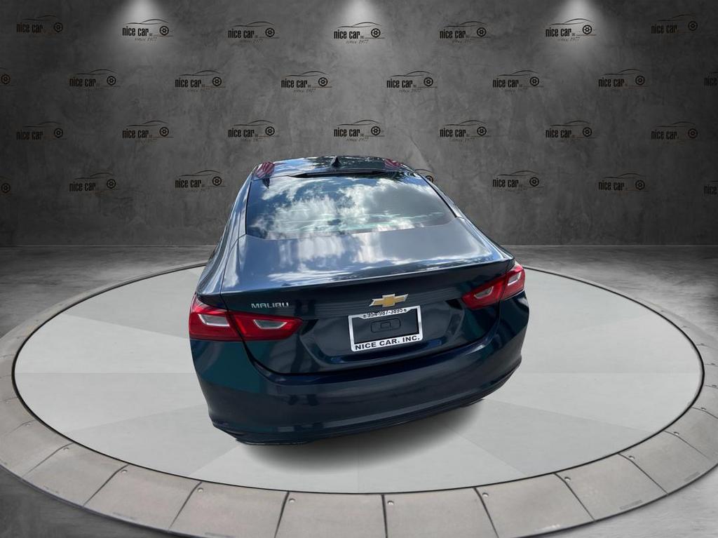 2020 Chevrolet Malibu - $13,977