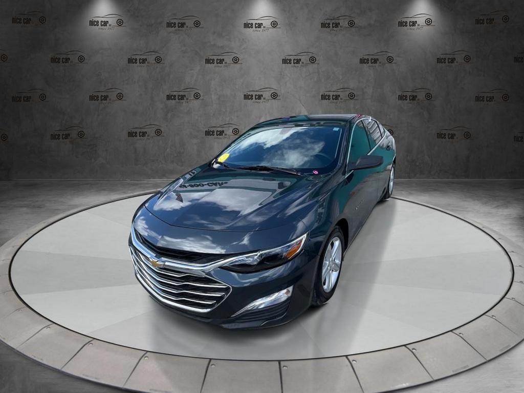 2020 Chevrolet Malibu - $13,977