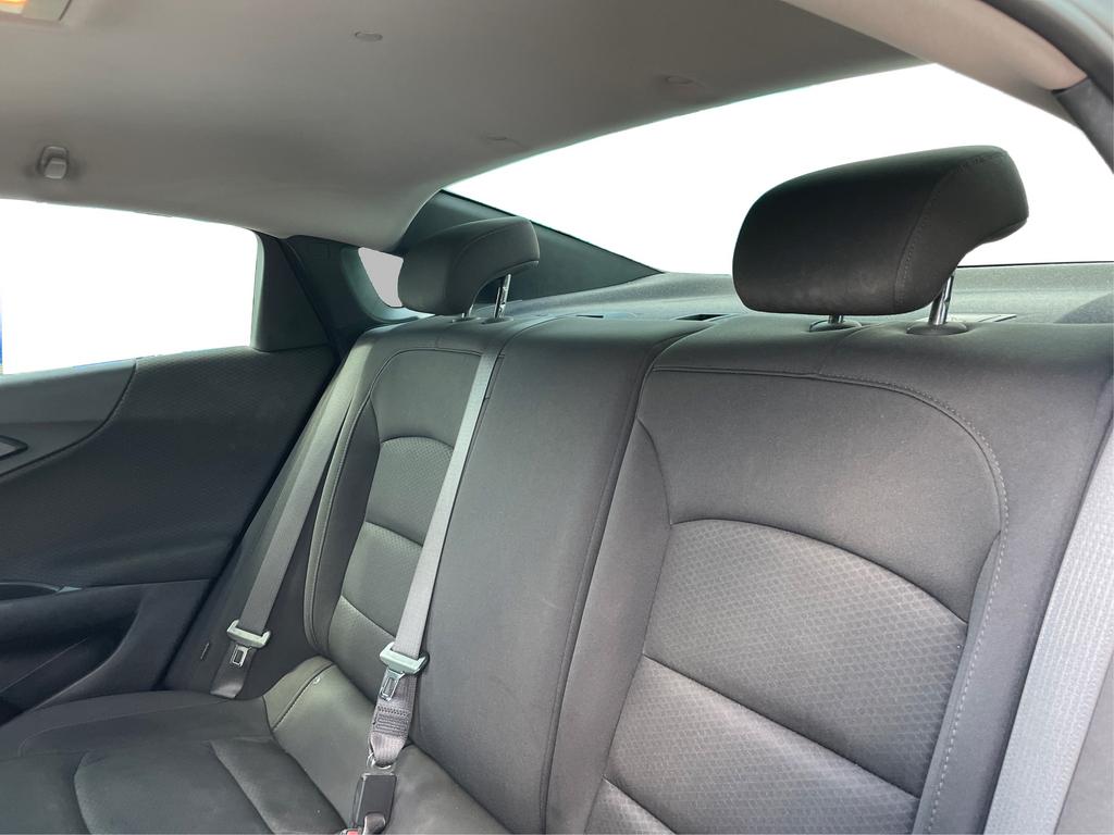 2020 Chevrolet Malibu - $13,977