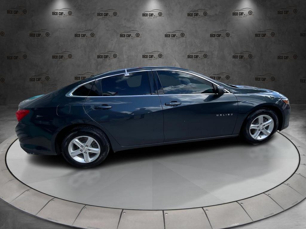 2020 Chevrolet Malibu - $13,977