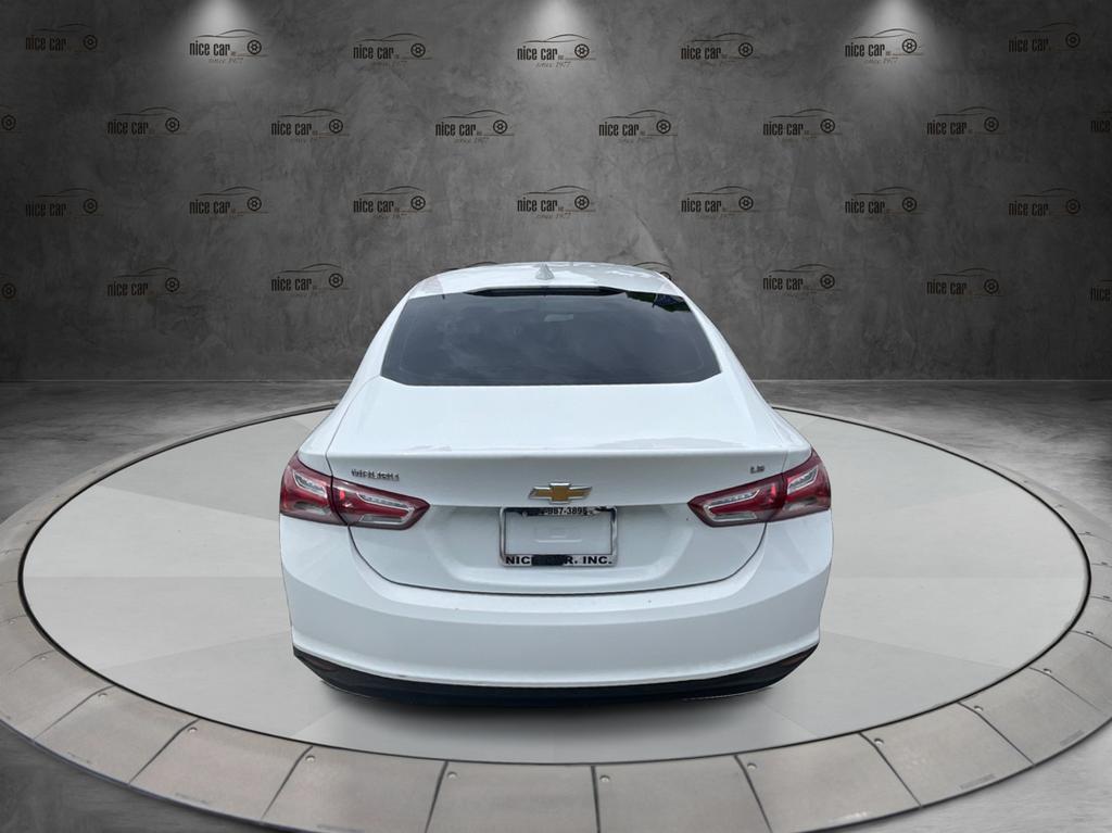 2019 Chevrolet Malibu - $11,977