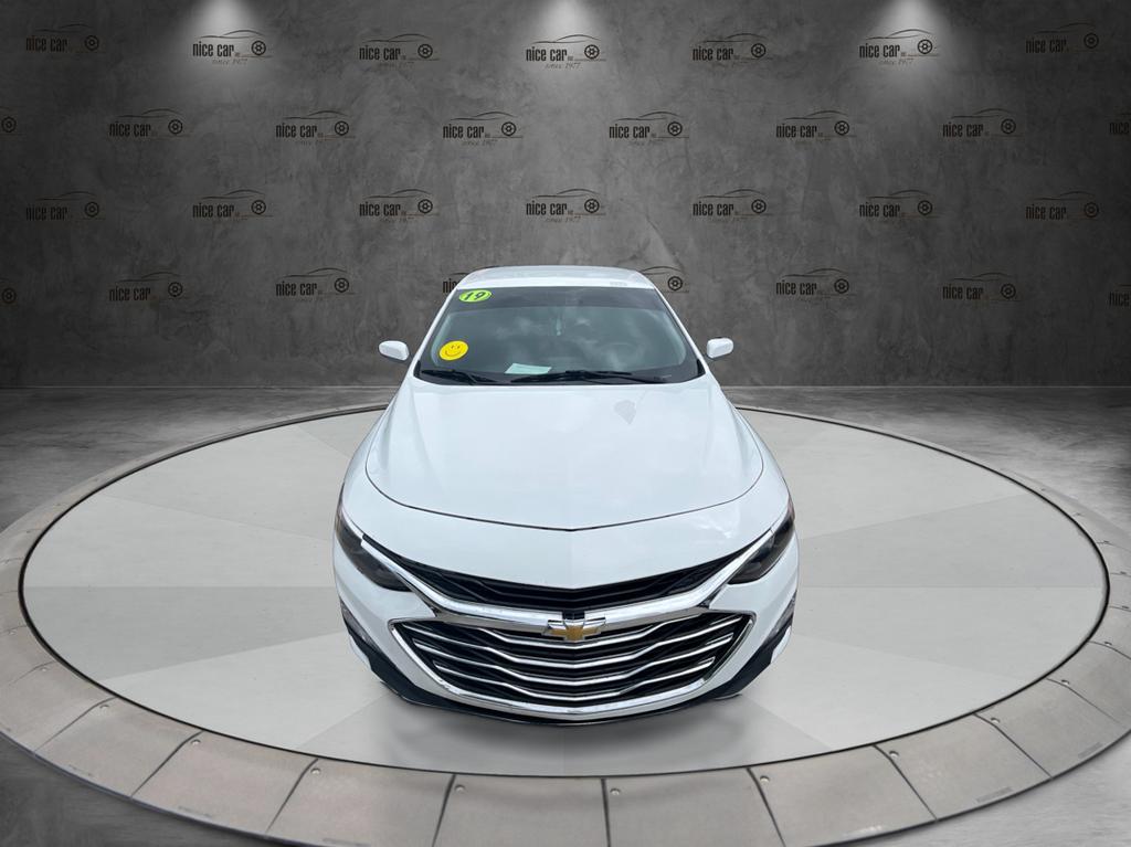 2019 Chevrolet Malibu - $11,977