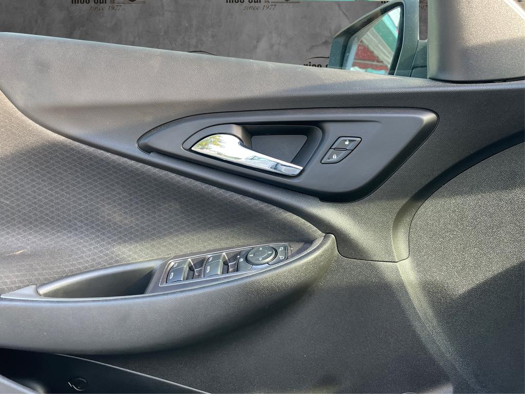 2023 Chevrolet Malibu - $16,977