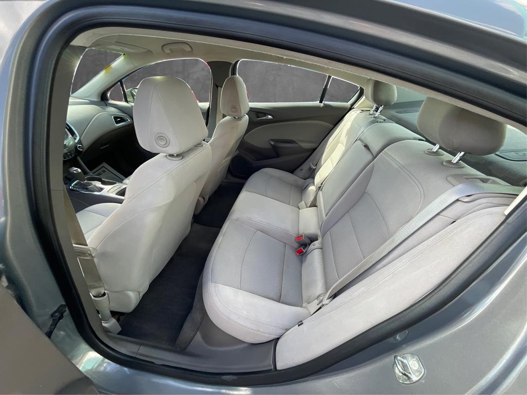 2018 Chevrolet Cruze - $11,977