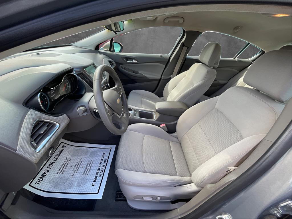 2018 Chevrolet Cruze - $11,977
