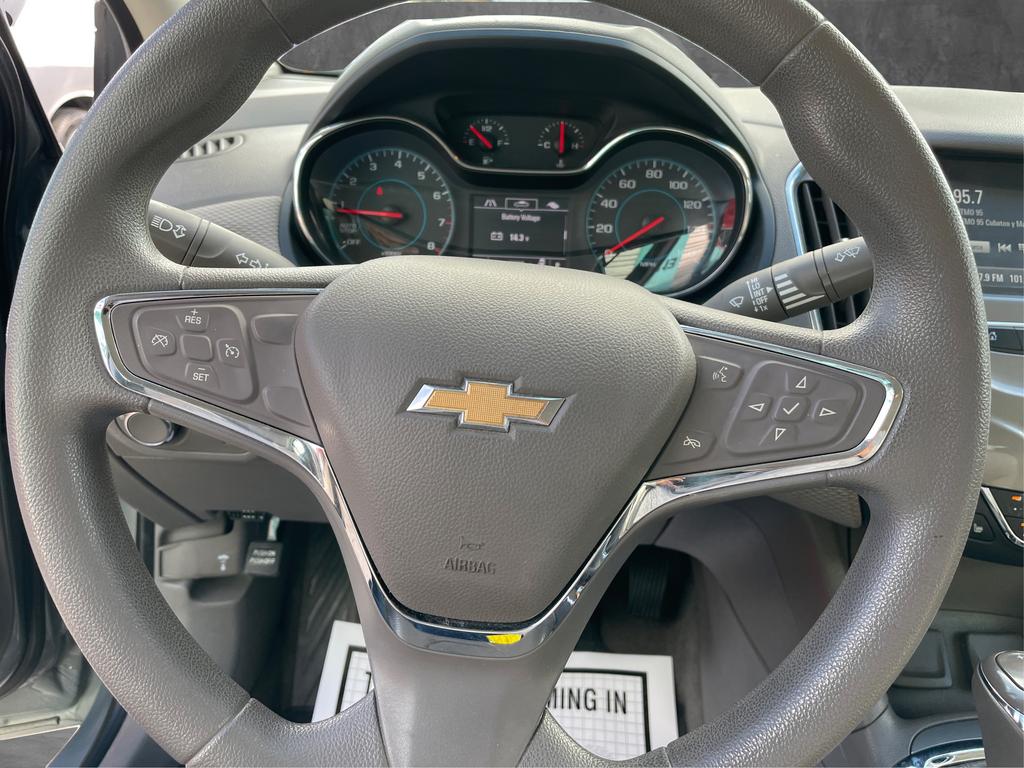 2018 Chevrolet Cruze - $11,977