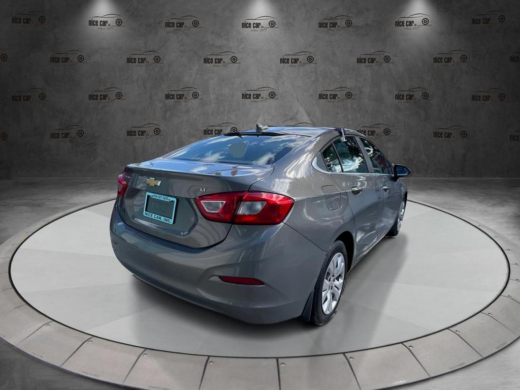 2018 Chevrolet Cruze - $11,977