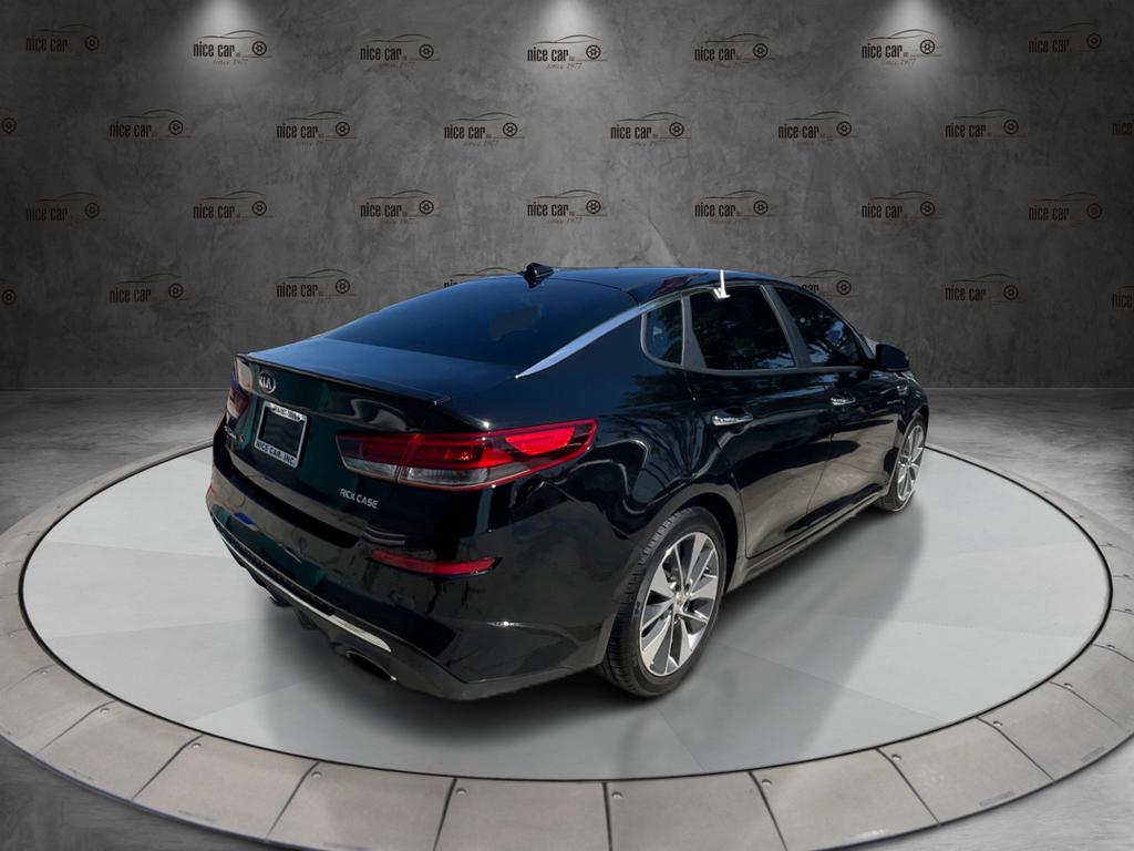 2018 Kia Optima - $14,977