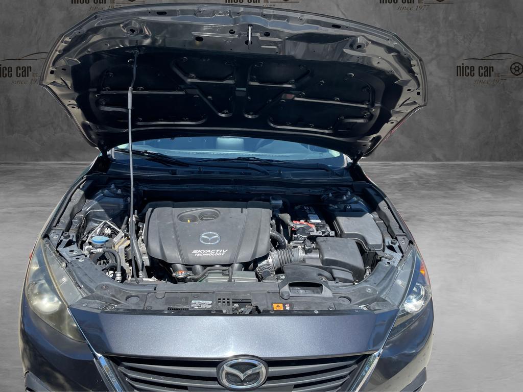 2016 MAZDA MAZDA3 - $10,977