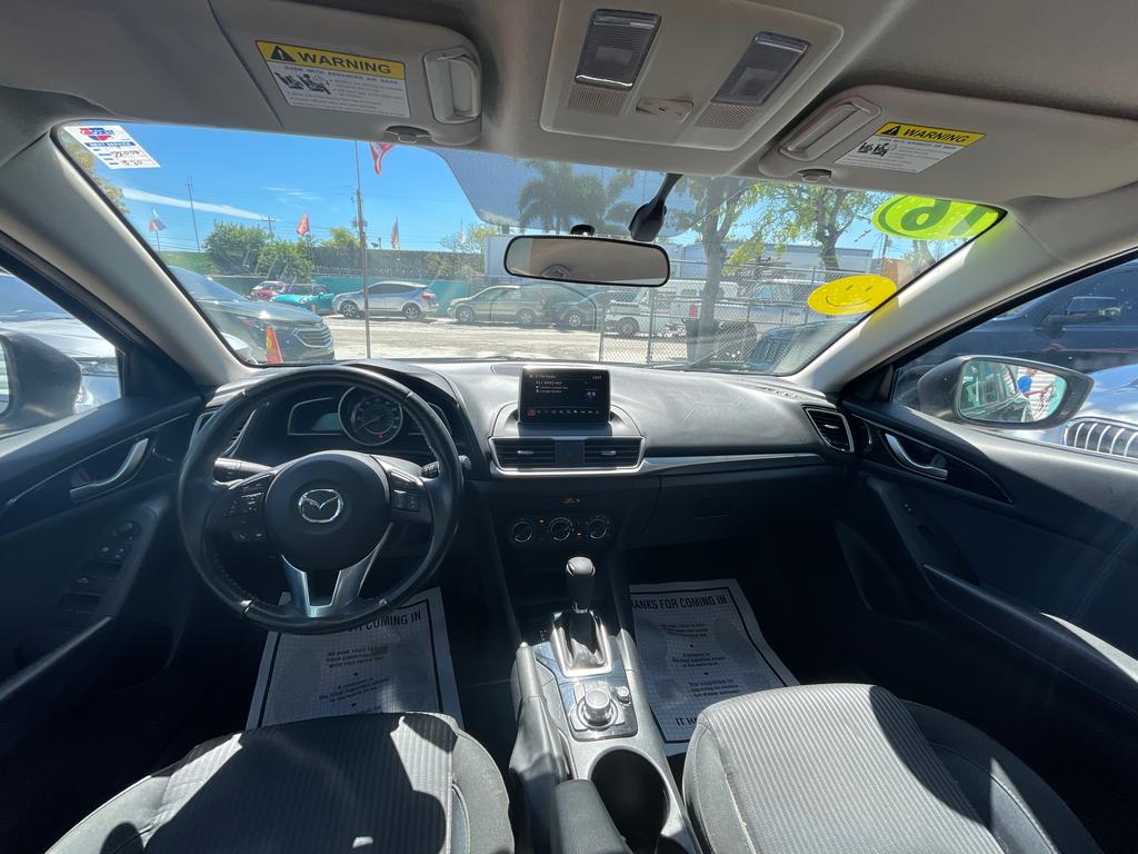 2016 MAZDA MAZDA3 - $10,977