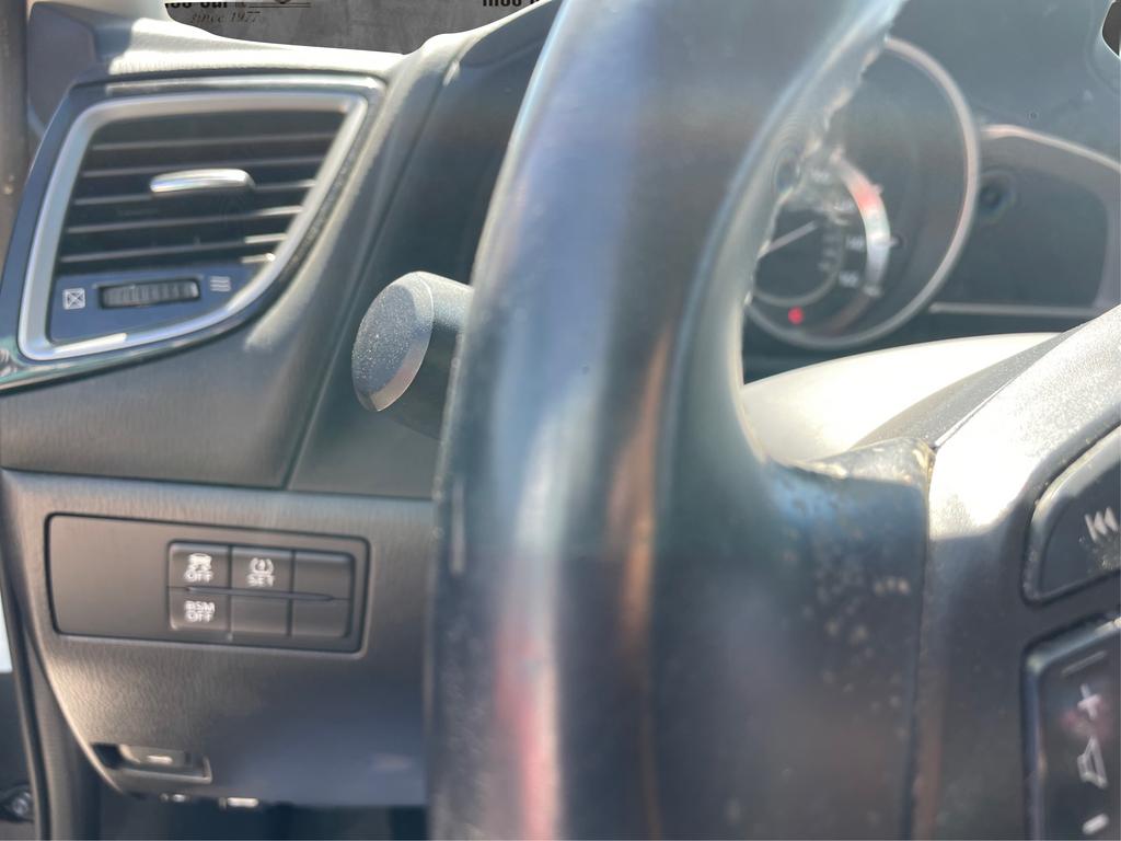 2016 MAZDA MAZDA3 - $10,977