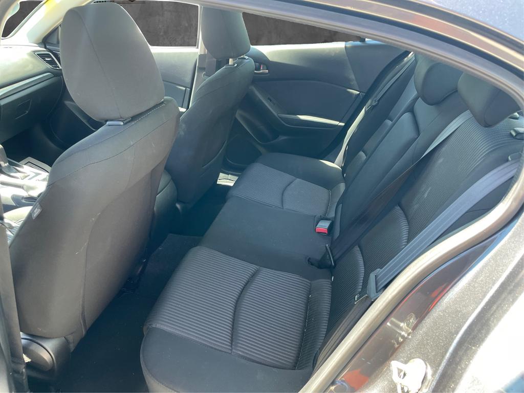 2016 MAZDA MAZDA3 - $10,977