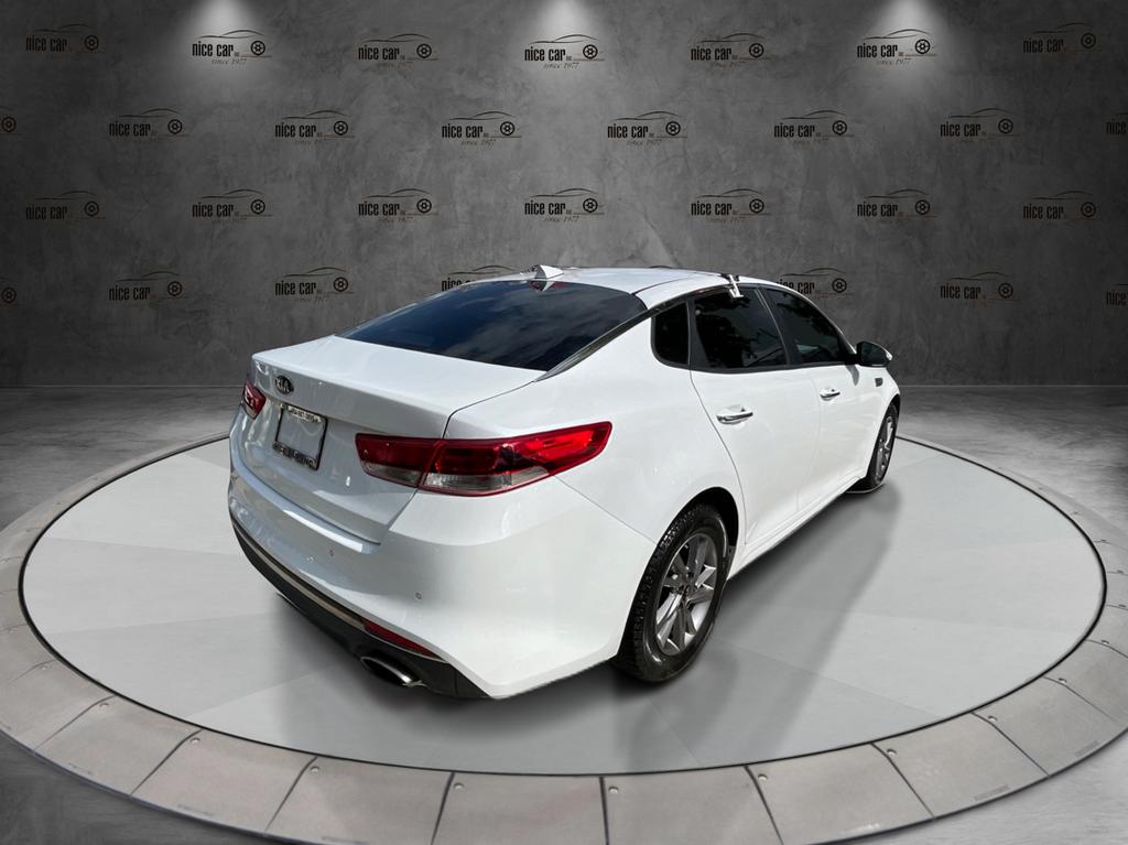 2020 Kia Optima - $13,977