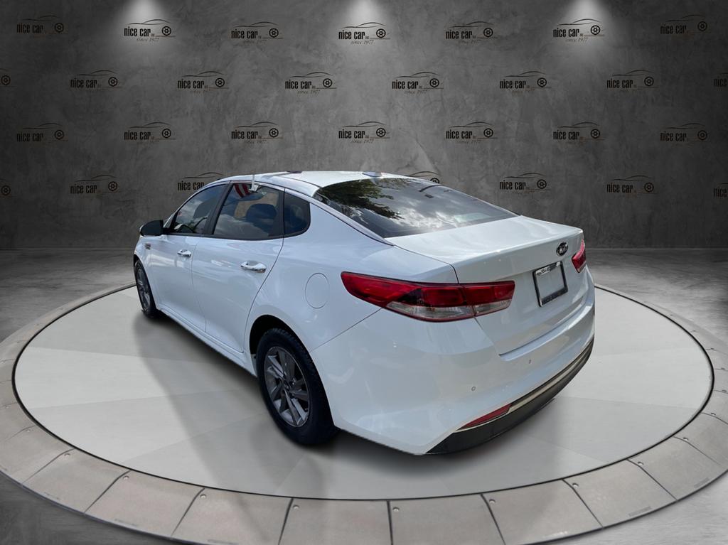 2020 Kia Optima - $13,977