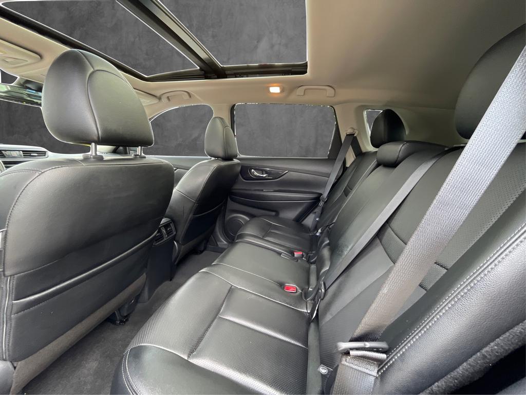 2019 Nissan Rogue - $15,977