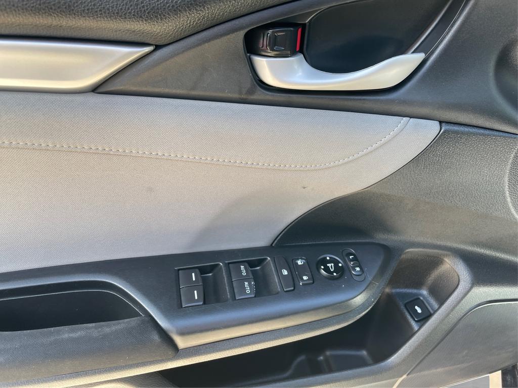 2020 Honda Civic - $15,977