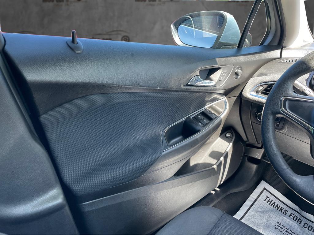 2018 Chevrolet Cruze - $11,977