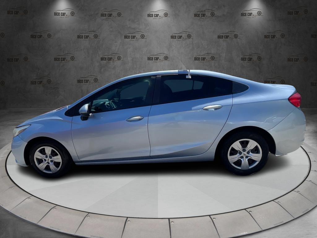 2018 Chevrolet Cruze - $11,977