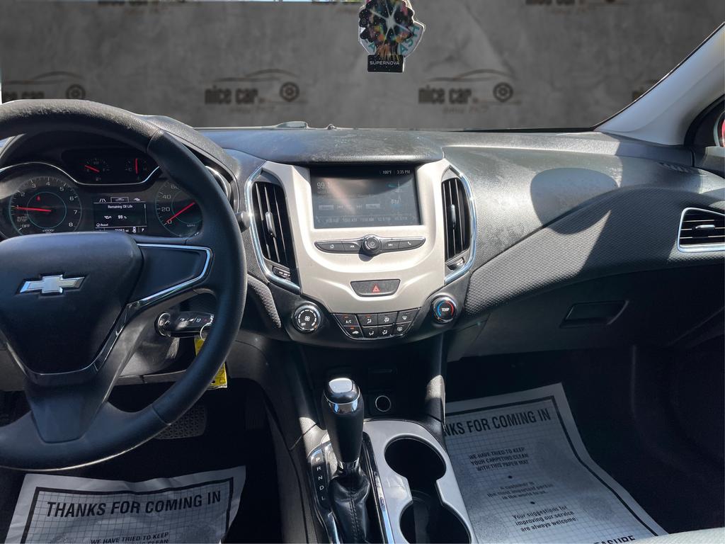 2018 Chevrolet Cruze - $11,977