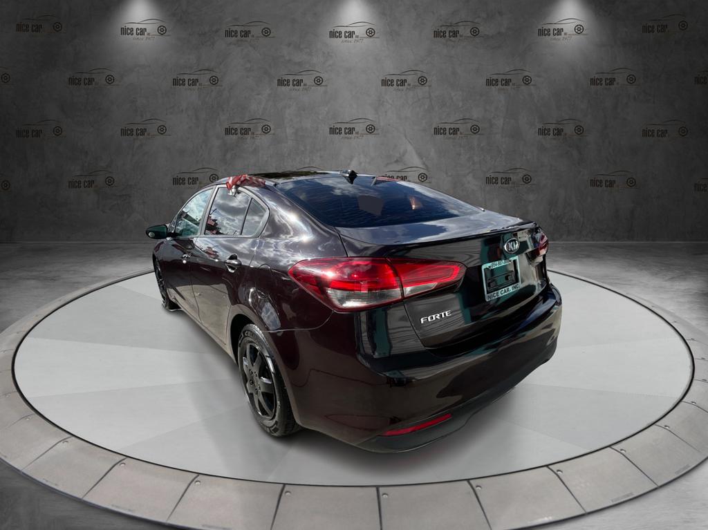 2018 Kia Forte - $9,977