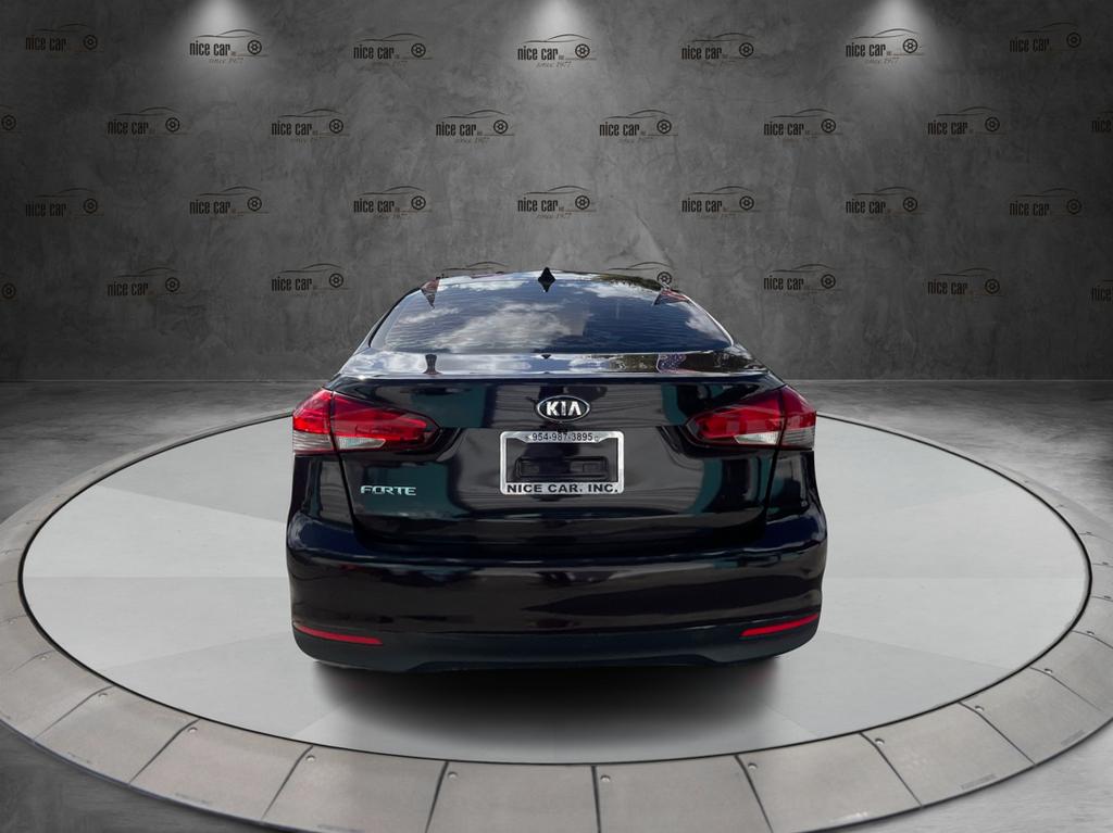 2018 Kia Forte - $9,977