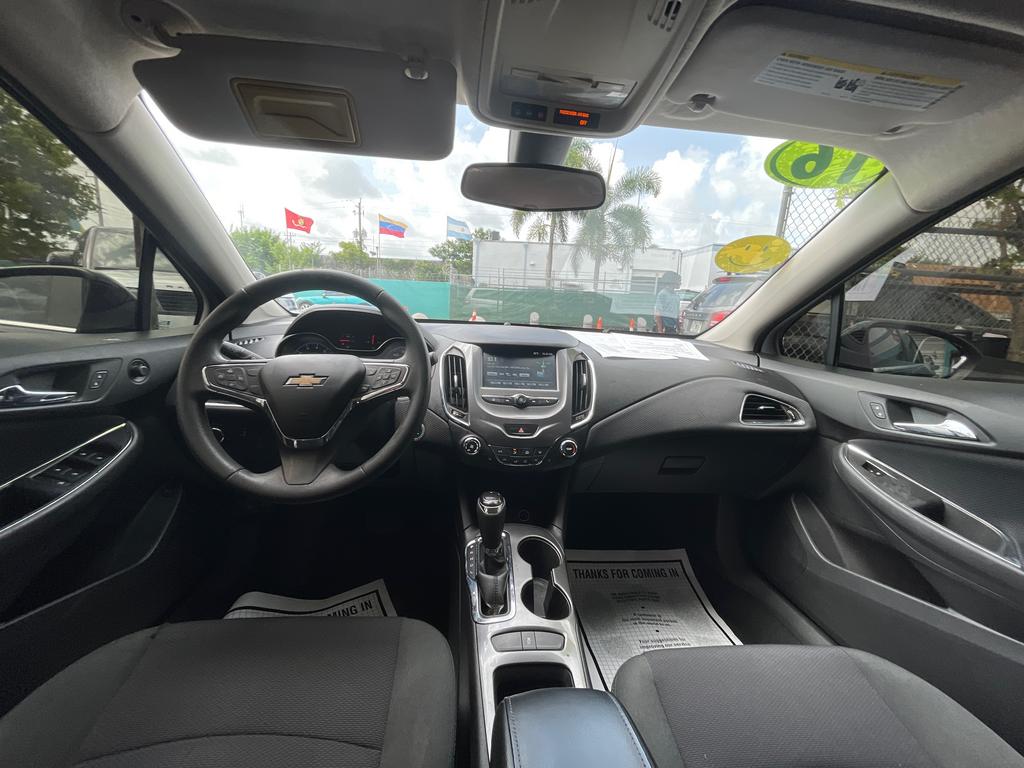 2016 Chevrolet Cruze - $7,977