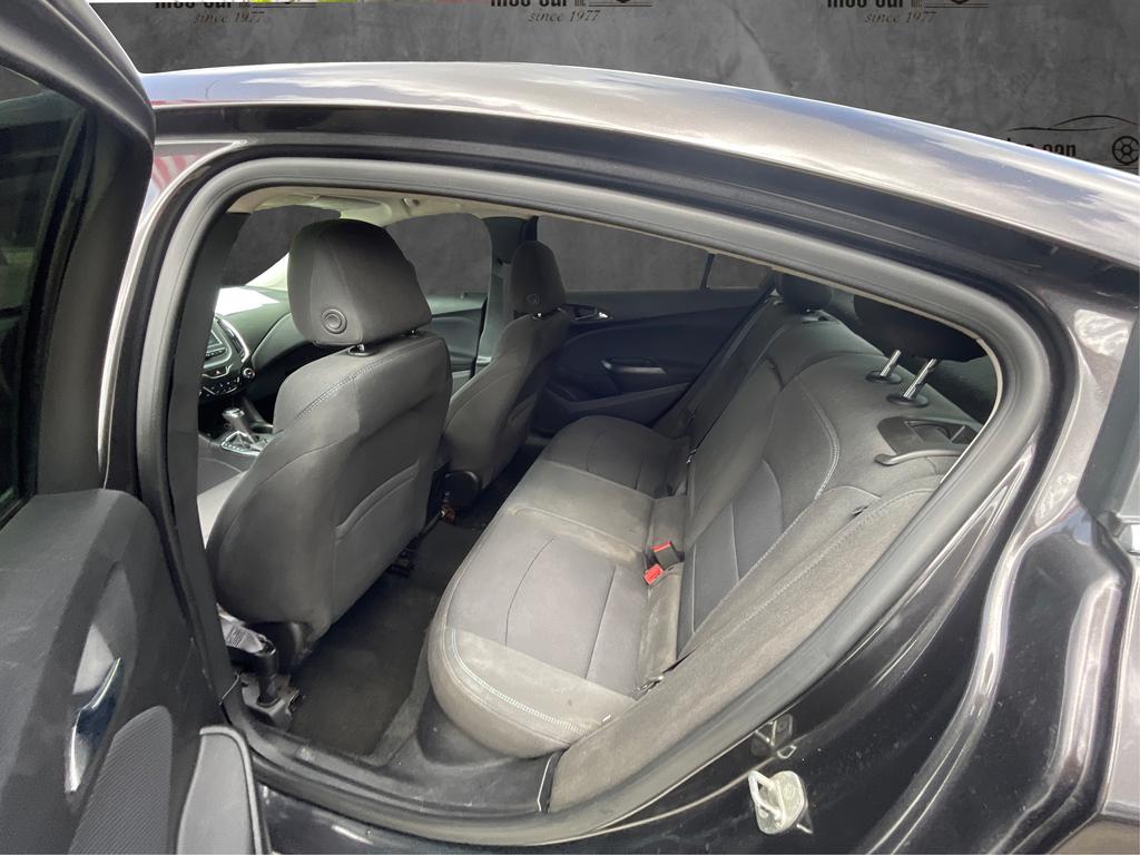 2016 Chevrolet Cruze - $7,977