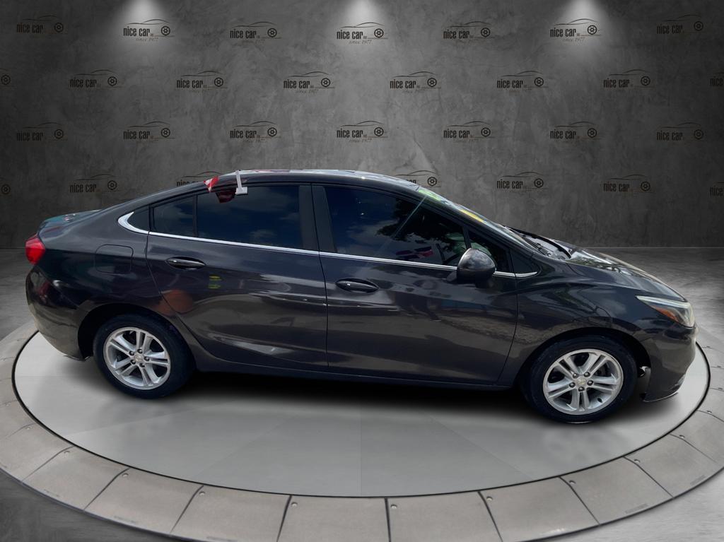 2016 Chevrolet Cruze - $7,977