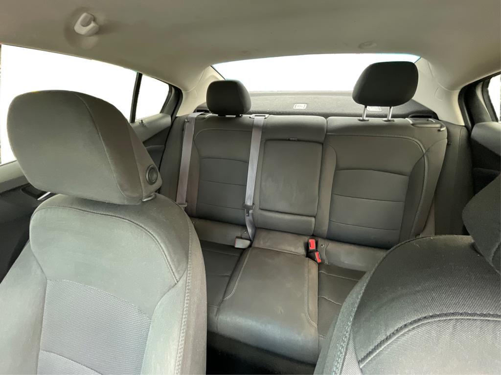 2016 Chevrolet Cruze - $7,977