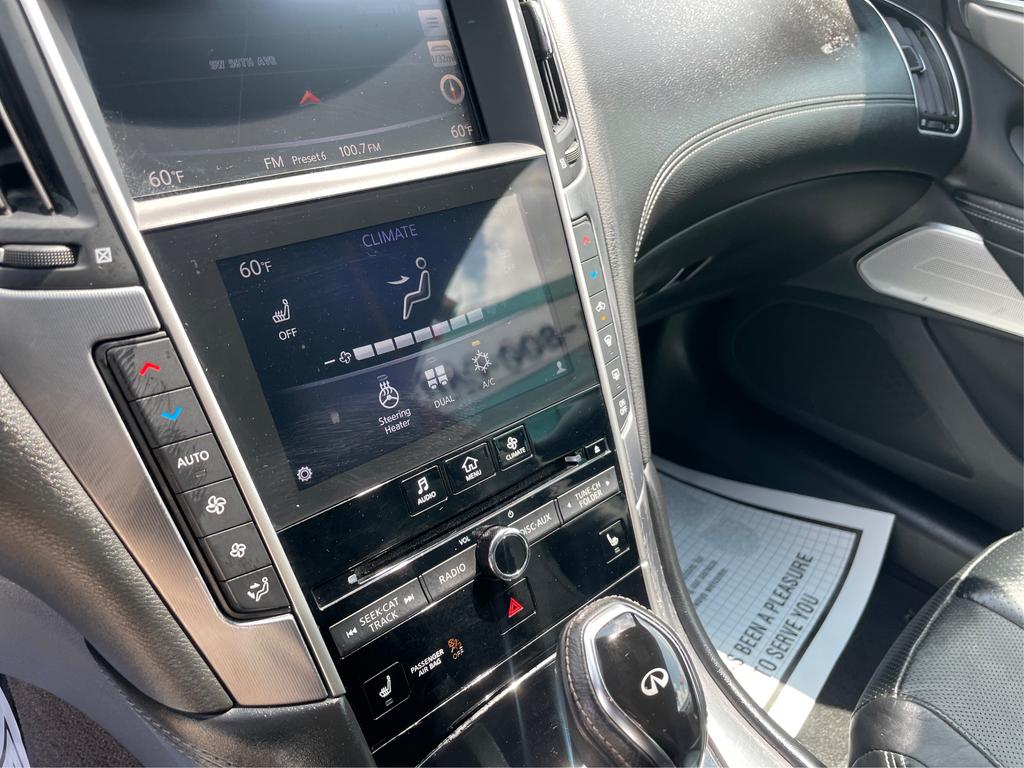 2018 INFINITI Q60 - $21,977