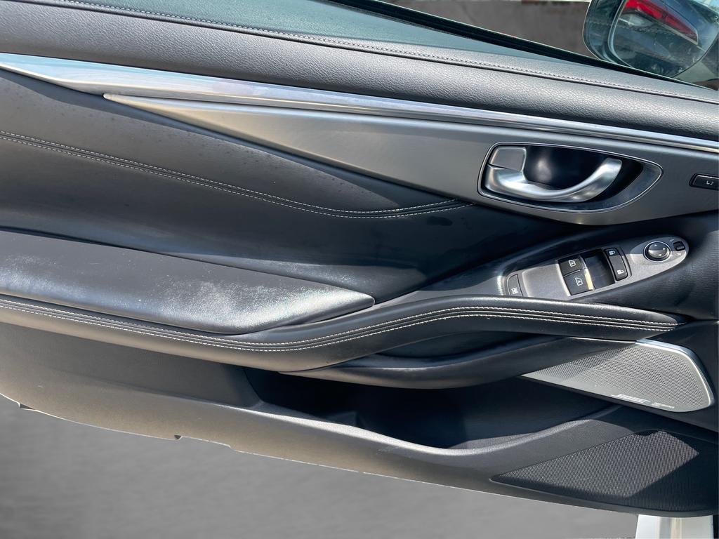 2018 INFINITI Q60 - $21,977