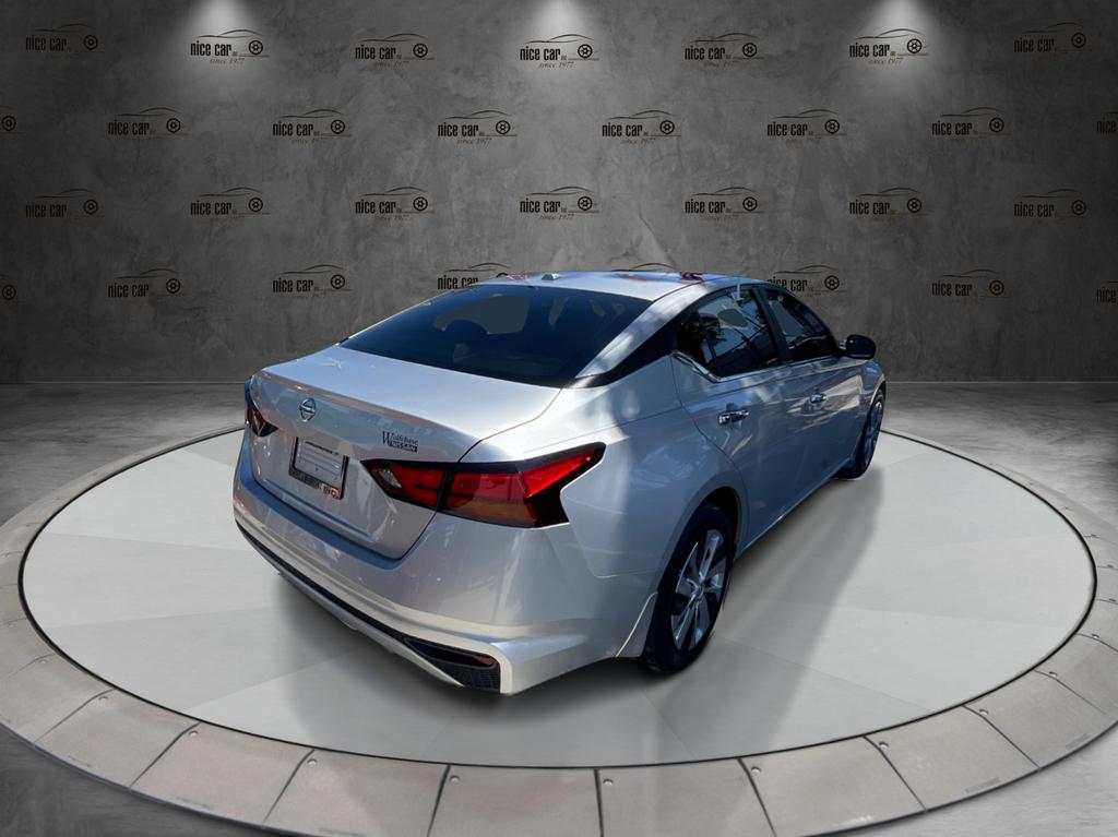 2020 Nissan Altima - $14,977