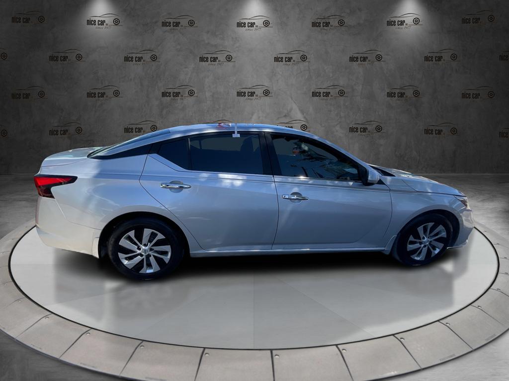 2020 Nissan Altima - $14,977