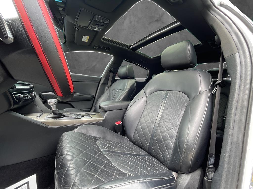 2016 Kia Optima - $11,977