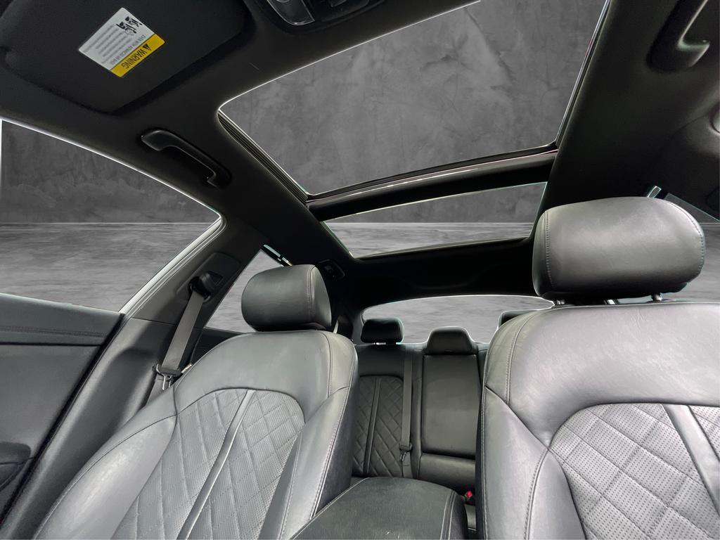 2016 Kia Optima - $11,977