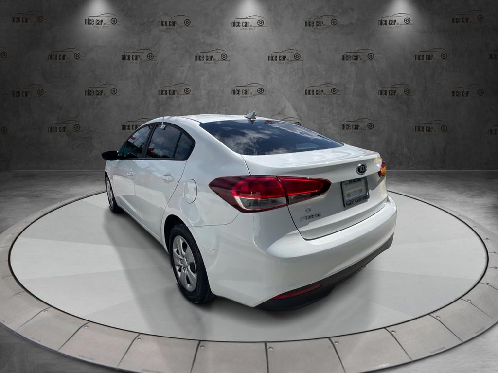 2017 Kia Forte - $9,977