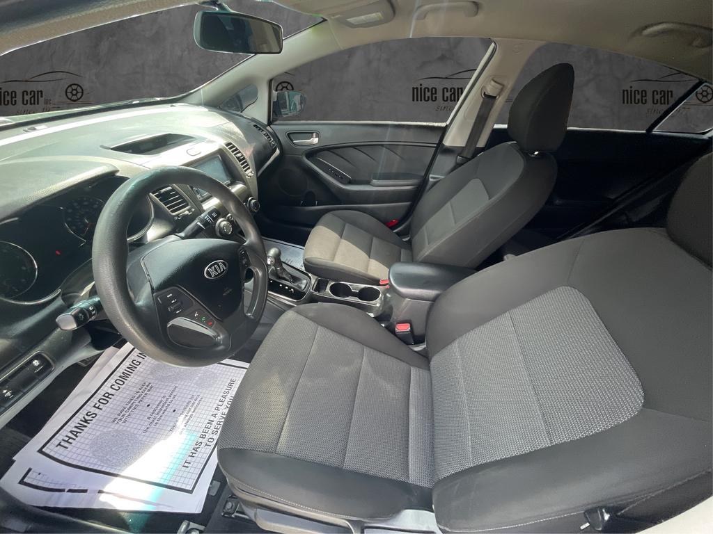 2017 Kia Forte - $9,977