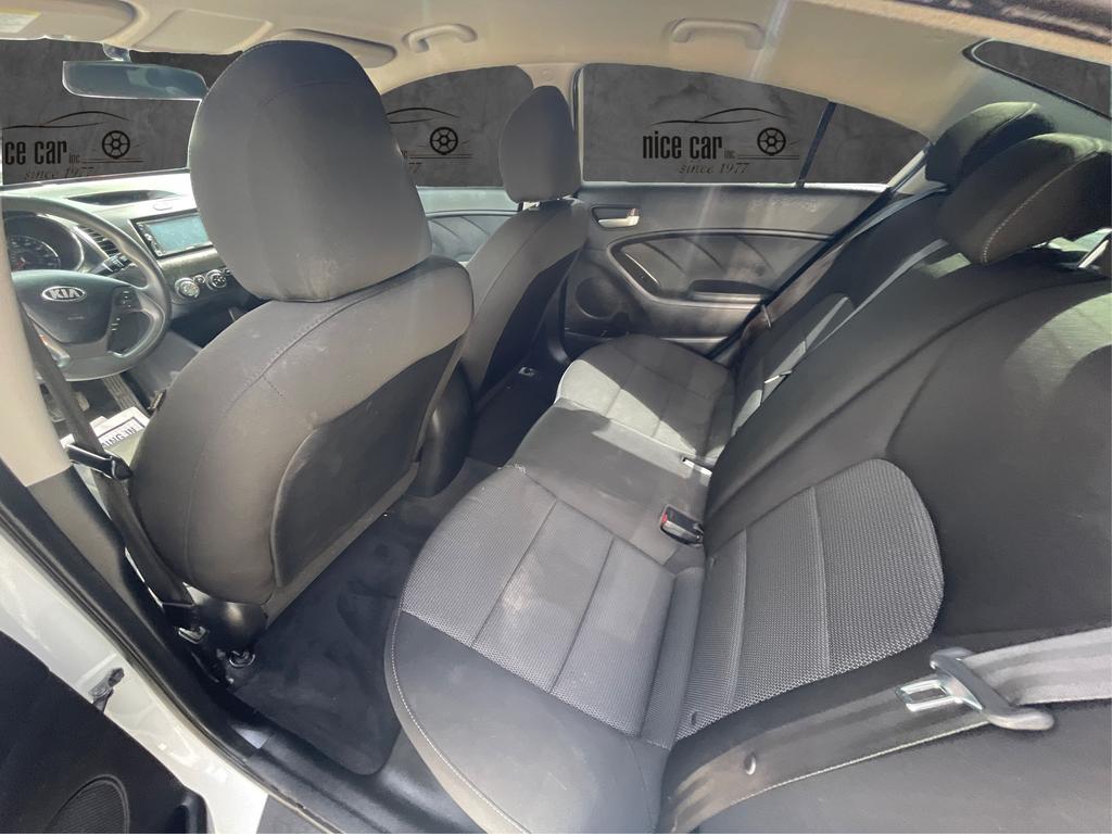 2017 Kia Forte - $9,977