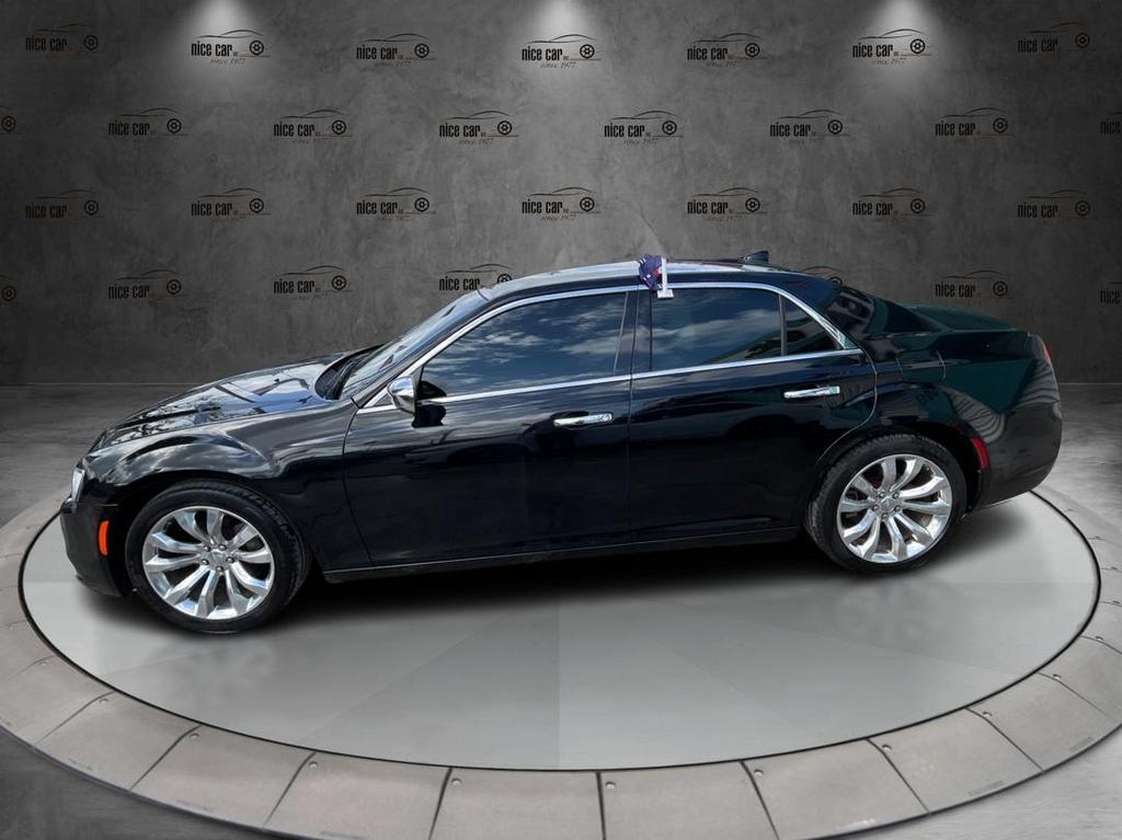 2018 Chrysler 300 - $12,977