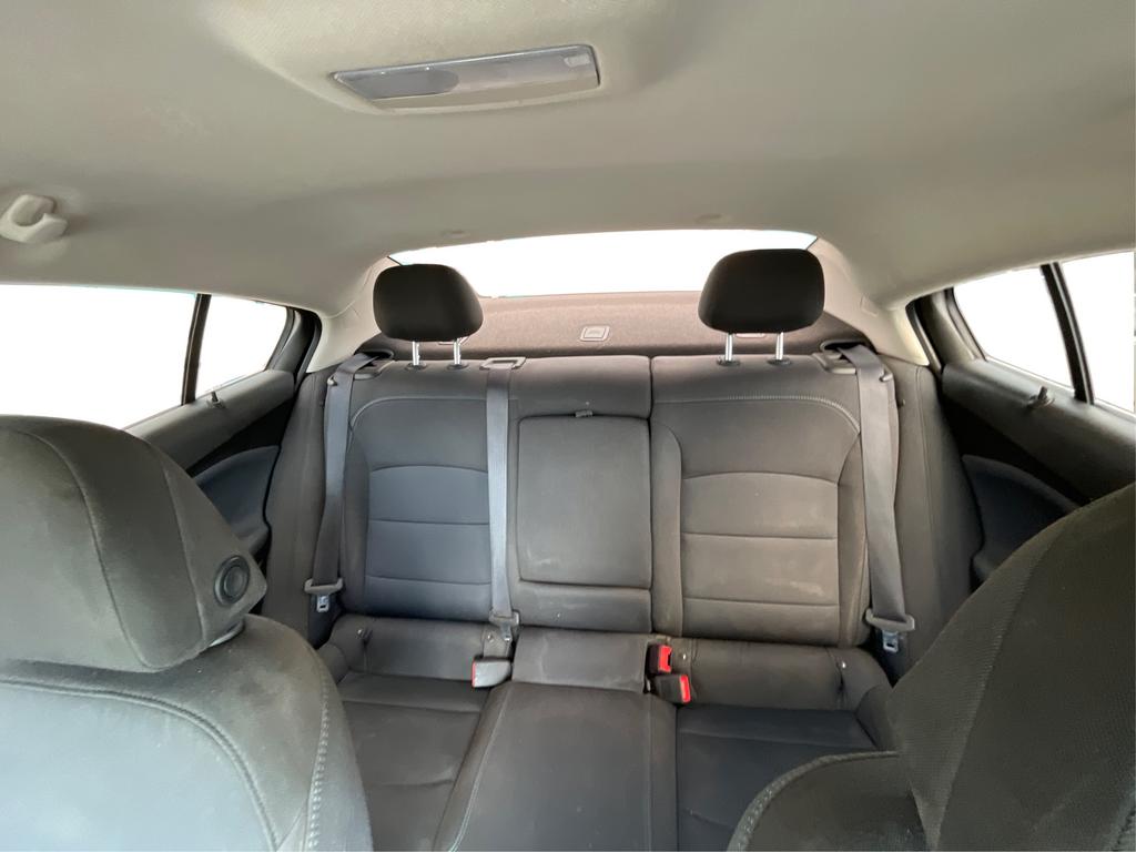 2018 Chevrolet Cruze - $11,977