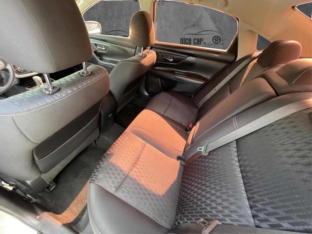 2018 Nissan Altima - $10,977