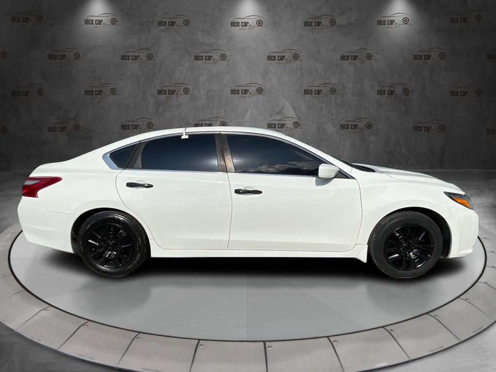2018 Nissan Altima - $10,977